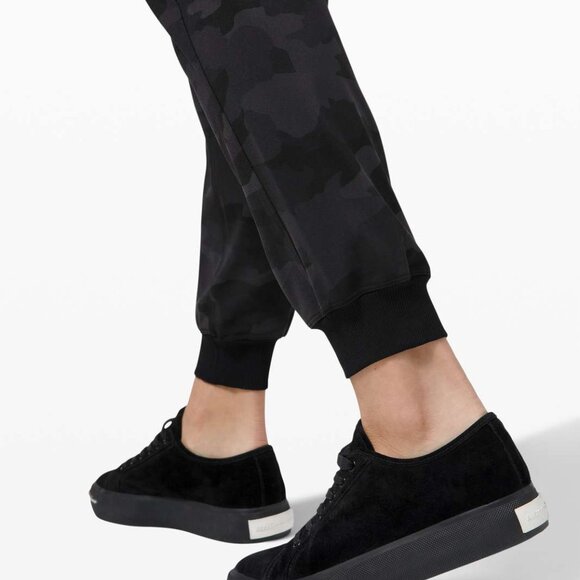 Lululemon Stretch High-Rise Jogger Full Length Camo Deep Coal Multi size 16 - Picture 6 of 10